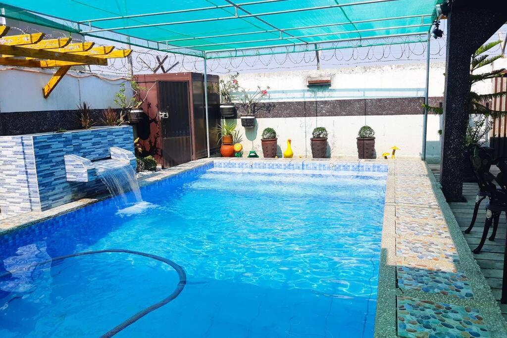 Private House W/ Swimming Pool Staycation Tarlac Tarlac City Exterior foto